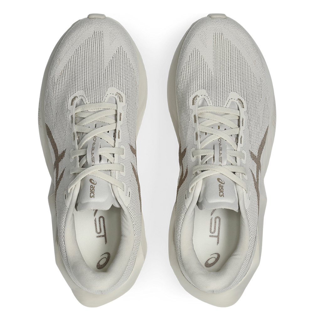 Asics Novablast 6