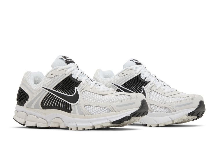 Nike Zoom Vomero 5 White Black