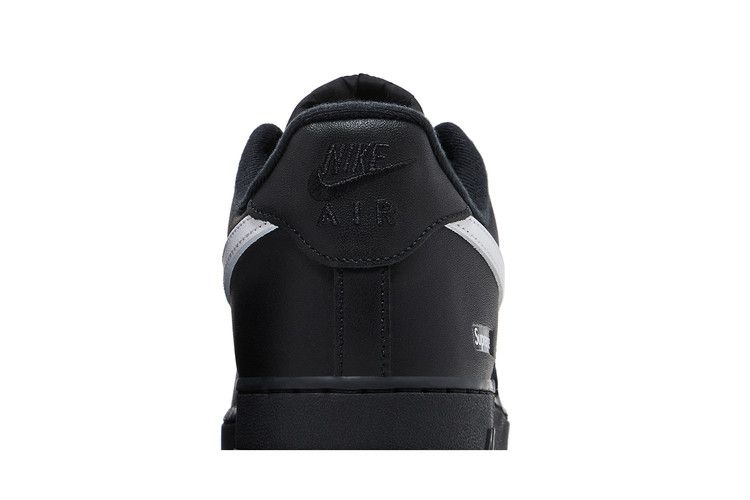 Nike Air Force 1 Low Supreme Black White
