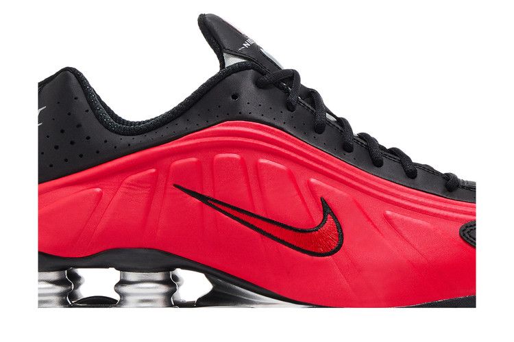 Nike Shox R4 University Red Black Metallic Silver