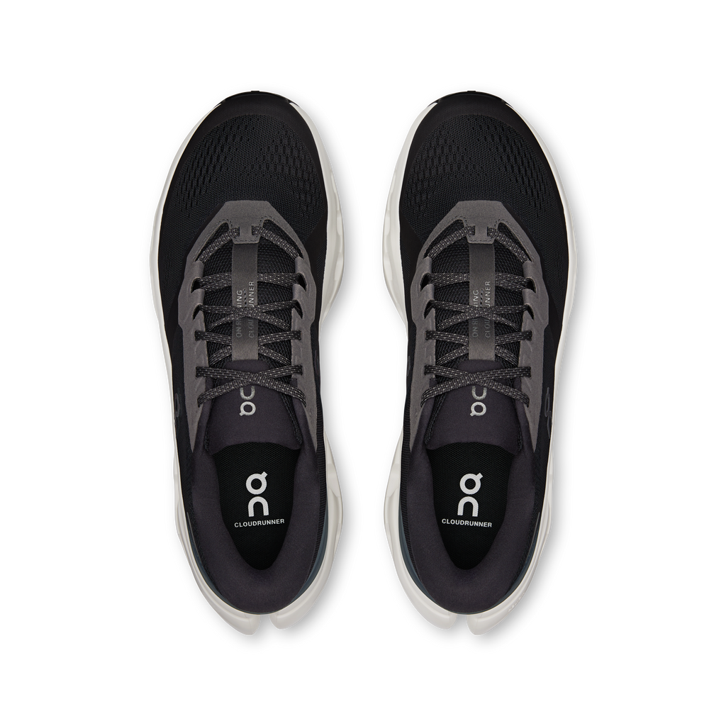 ON Cloudrunner 3