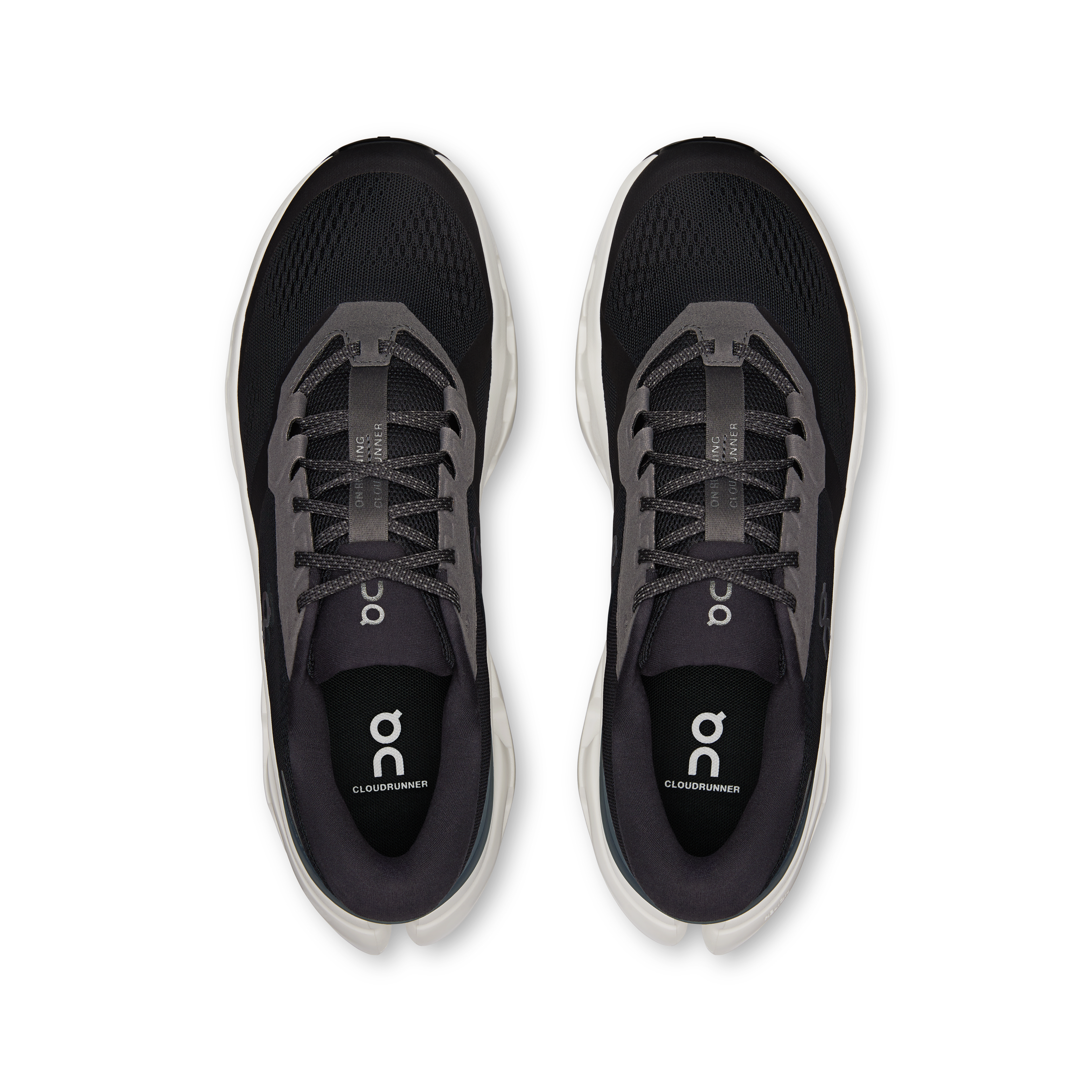 ON Cloudrunner 3