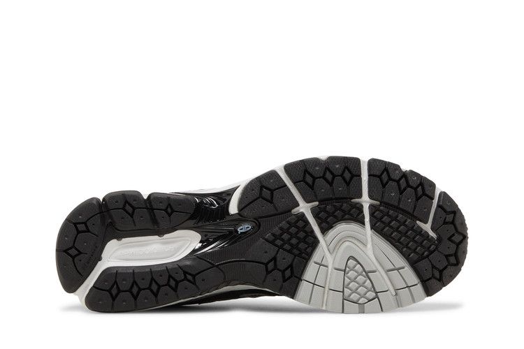New Balance 860v2 Black White Silver