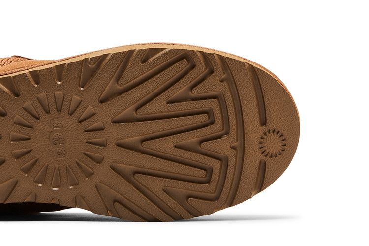 UGG Lowmel Chestnut (Women's)