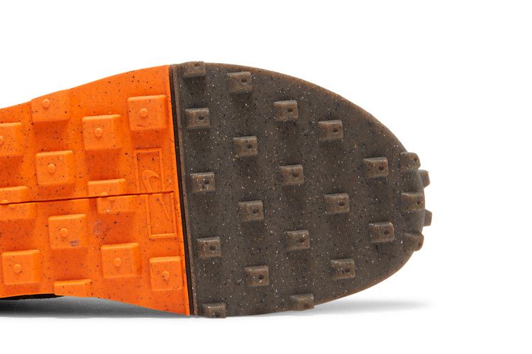 Nike Fontanka Waffle Black Volt (Women's)