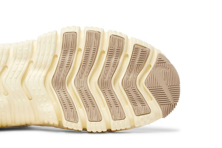 Nike Free Metcon 5 Sail Sanddrift (Women's)