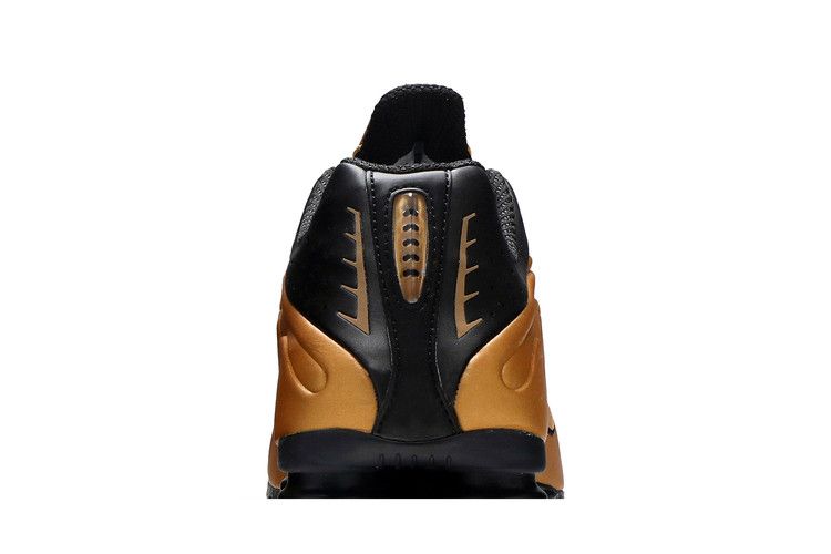 Nike Shox R4 Metallic Gold Black