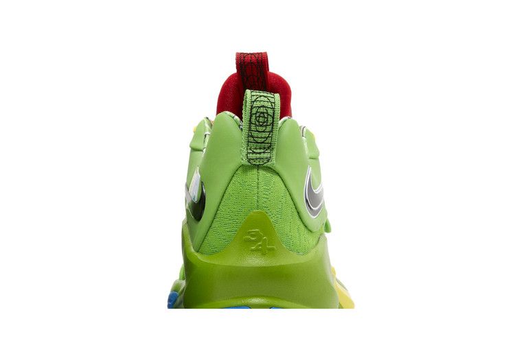 Nike Air Max 90 SE Running Club