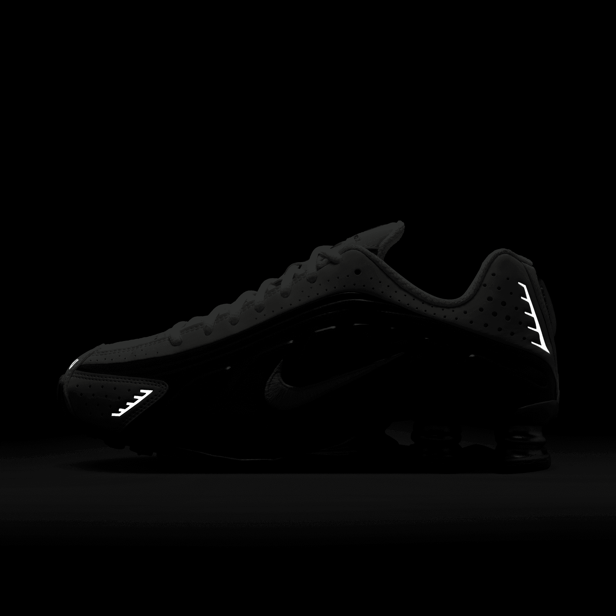 Women's Nike Shox R4 "White Iridescent"