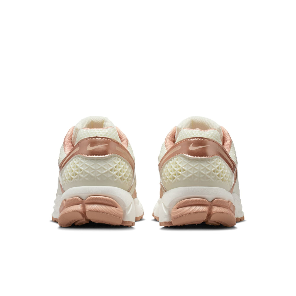 Nike Zoom Vomero 5 - Women's