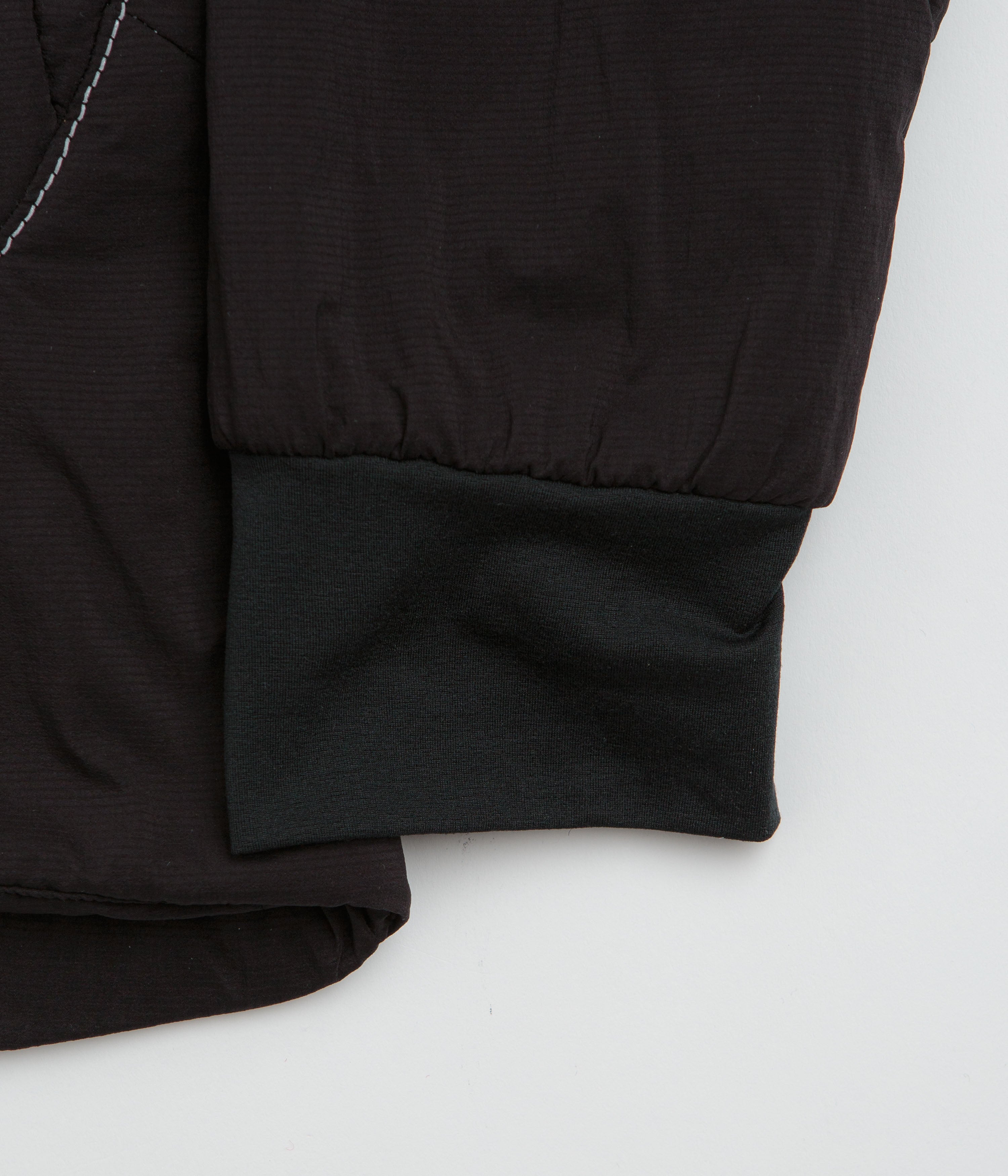 and wander Alpha Air Full Zip Hoodie - Black