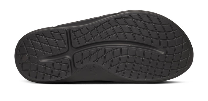 BAUER/OOFOS OOahh Sport Flex Sandal – Black bottom view