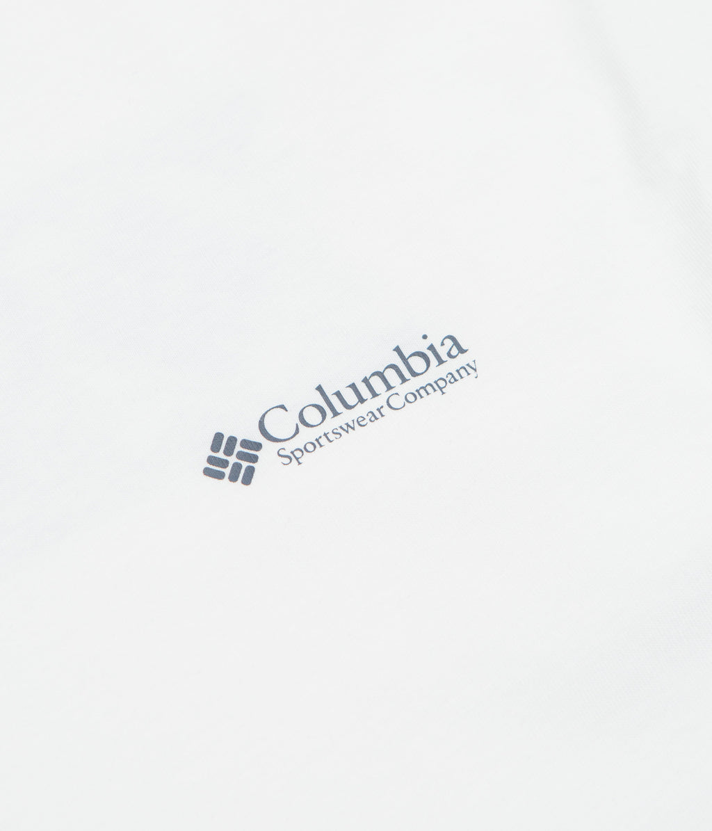 Columbia Explorers Canyon Long Sleeve T-Shirt - White / Branded Blanket