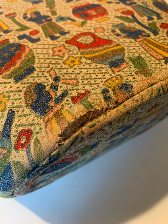 Egyptian Revival Print Fabric Covered Handbag Kiss Lock Chain Strap circa 1940s