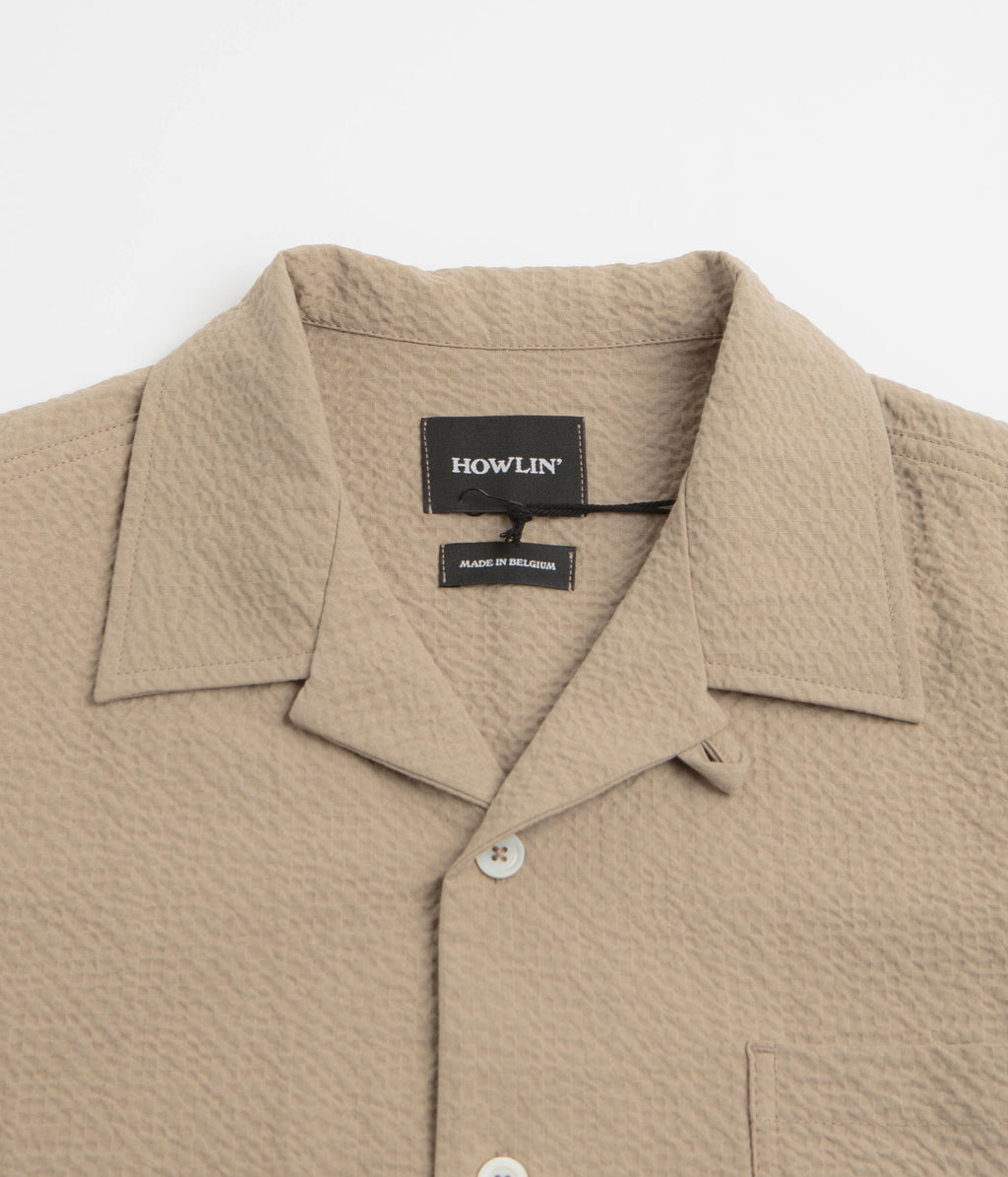 Howlin' Cocktail Short Sleeve Shirt - Biscuit Seersucker