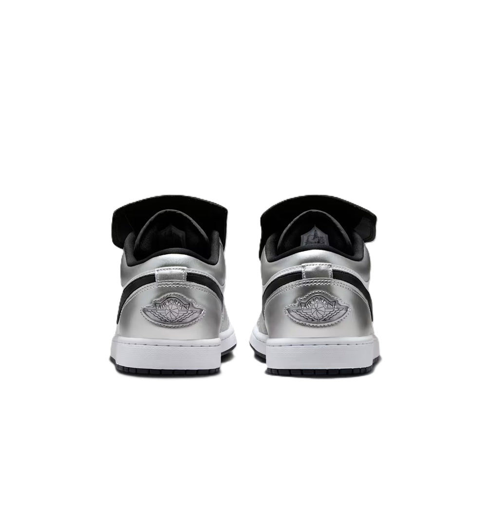 Men's Jordan 1 Low SE White/Black-White (IR2278 100)