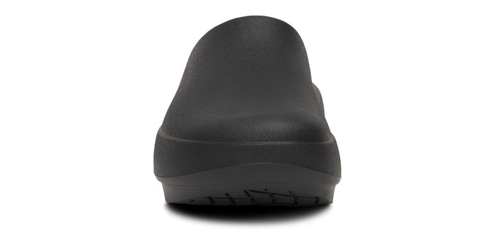 OOcloog PLUS Clog - Black front view