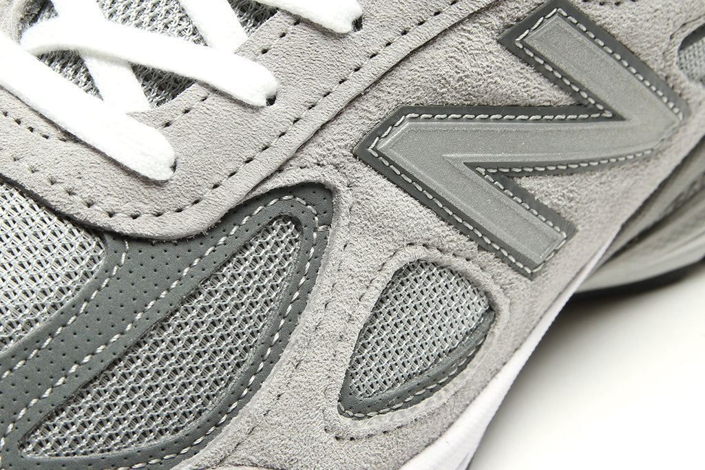 990v4