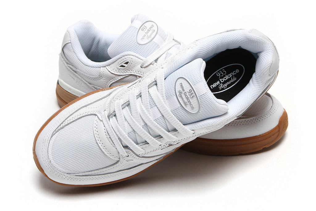 933 - Standard & Wide