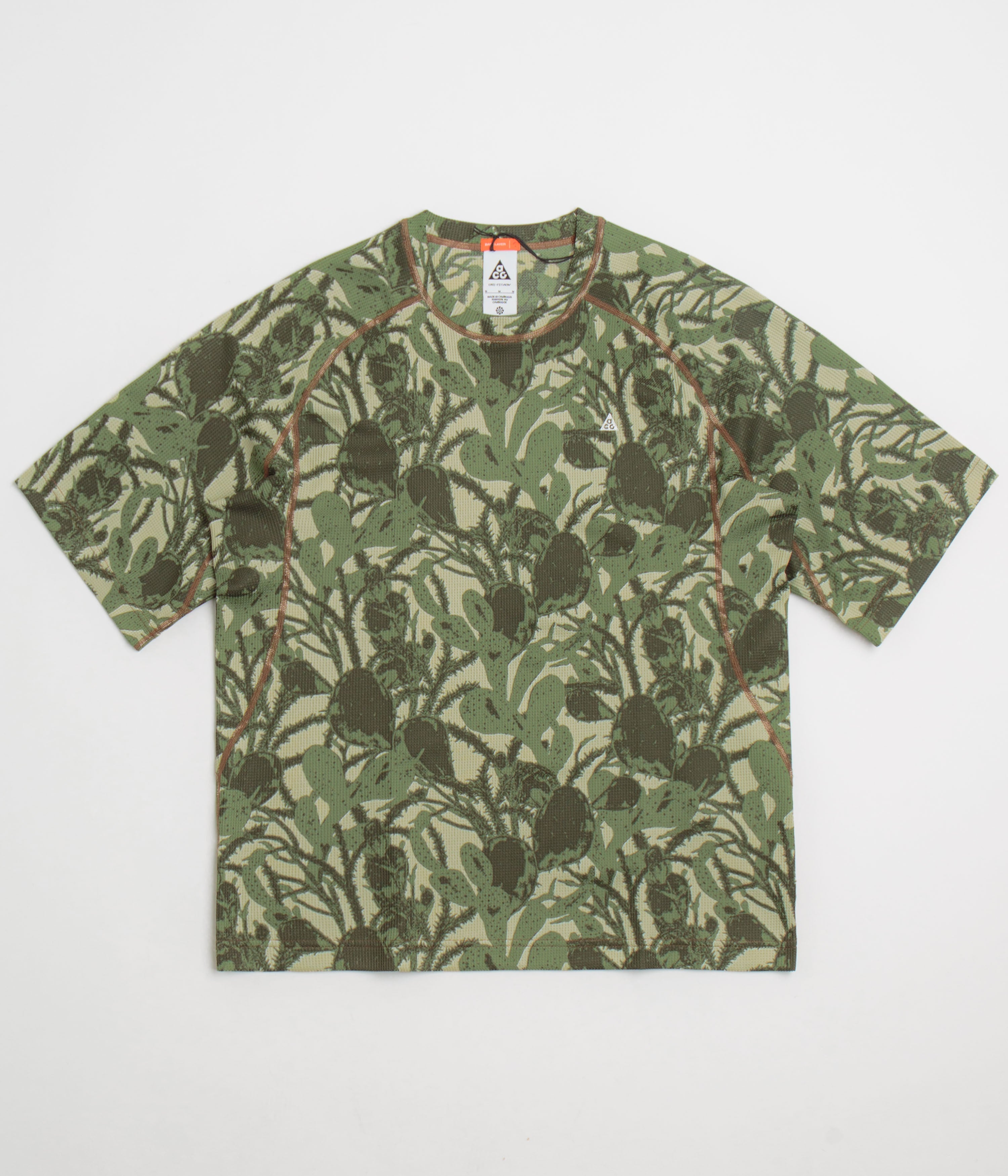Nike ACG AOP Chinati T-Shirt - Light Khaki / Cargo Khaki / Summit White