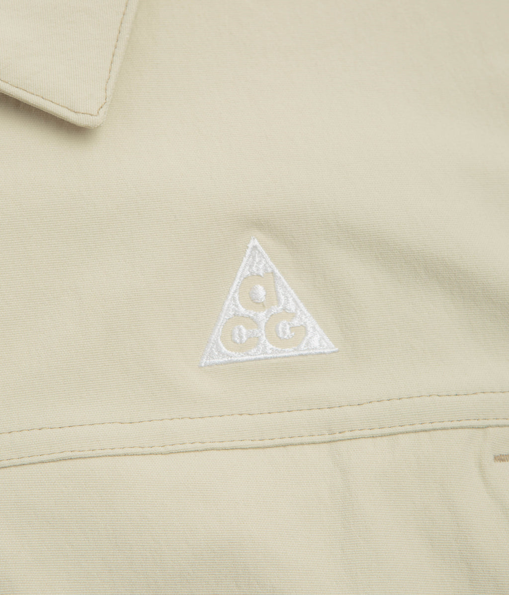 Nike ACG Smith Summit Jacket - Light Khaki / Parachute Beige / Summit White
