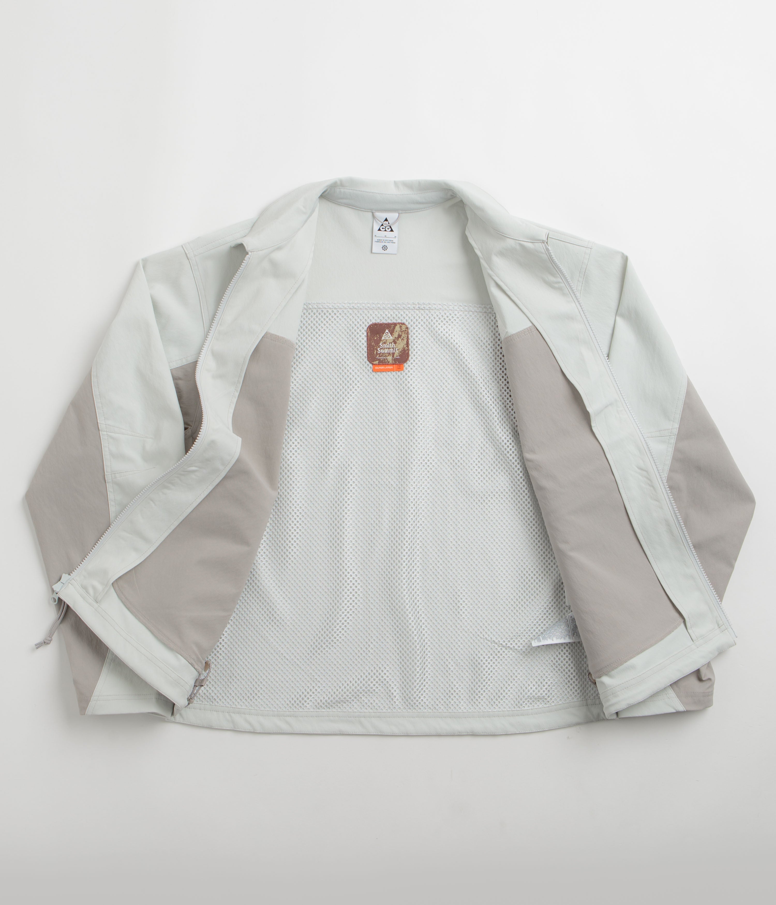 Nike ACG Smith Summit Jacket - Photon Dust / Grey Fog / Summit White