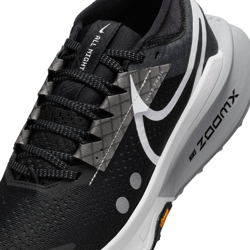 Nike Zegama 2 Trail Running - Women's