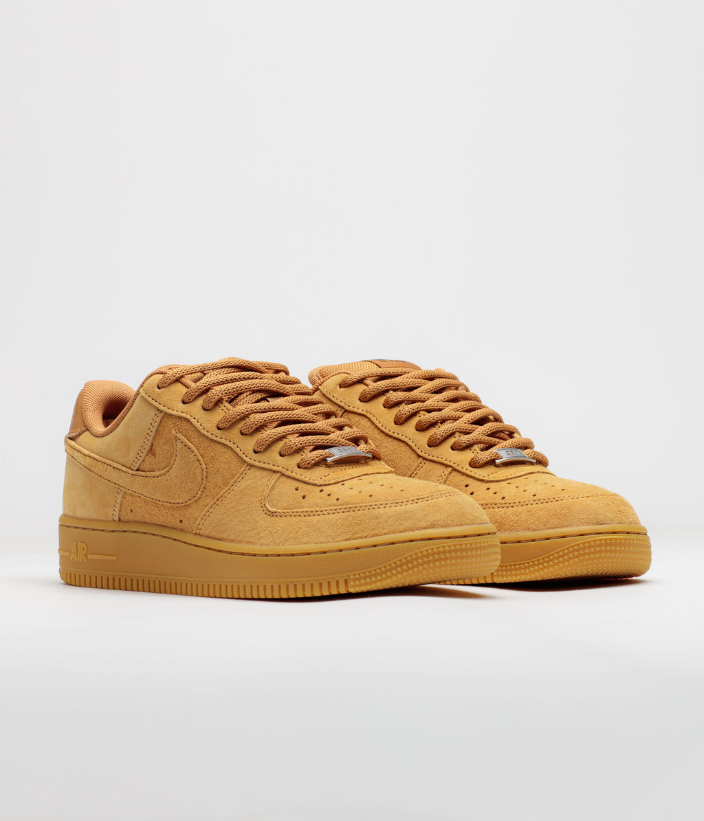 Nike SB Air Force 1 Shoes - Flax / Flax - Black - Gum Light Brown