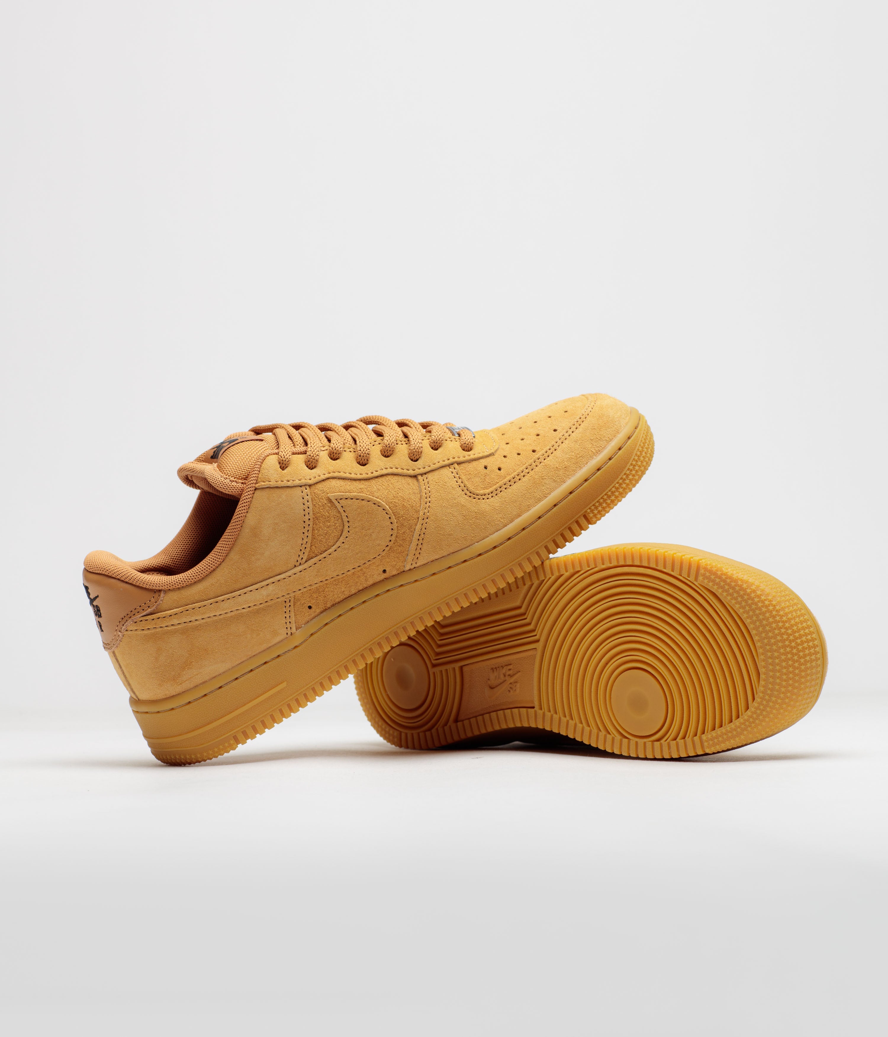 Nike SB Air Force 1 Shoes - Flax / Flax - Black - Gum Light Brown