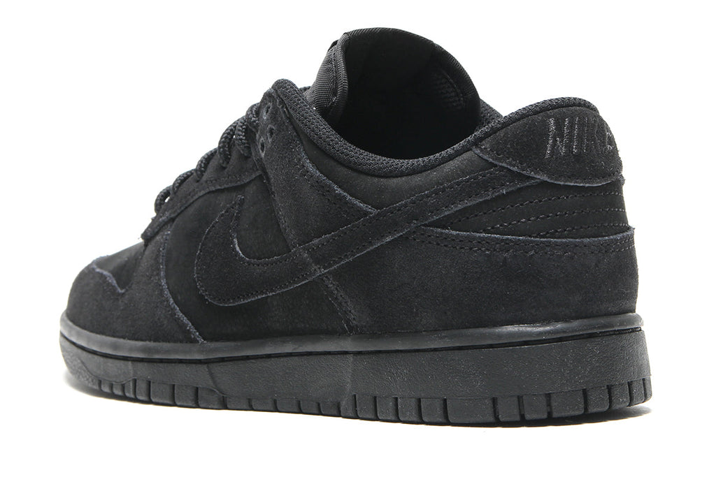 Dunk Low Retro SE
