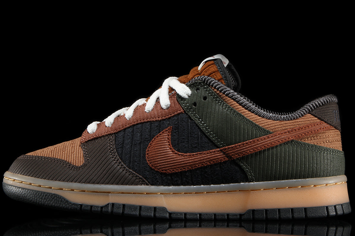 Dunk Low Retro Premium