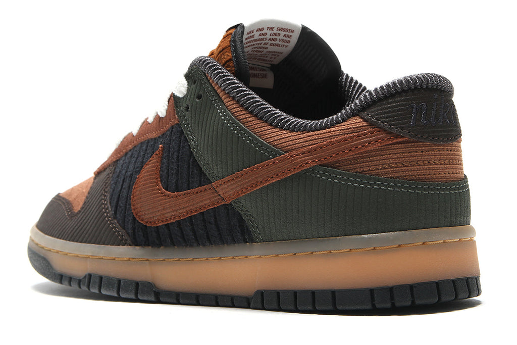 Dunk Low Retro Premium