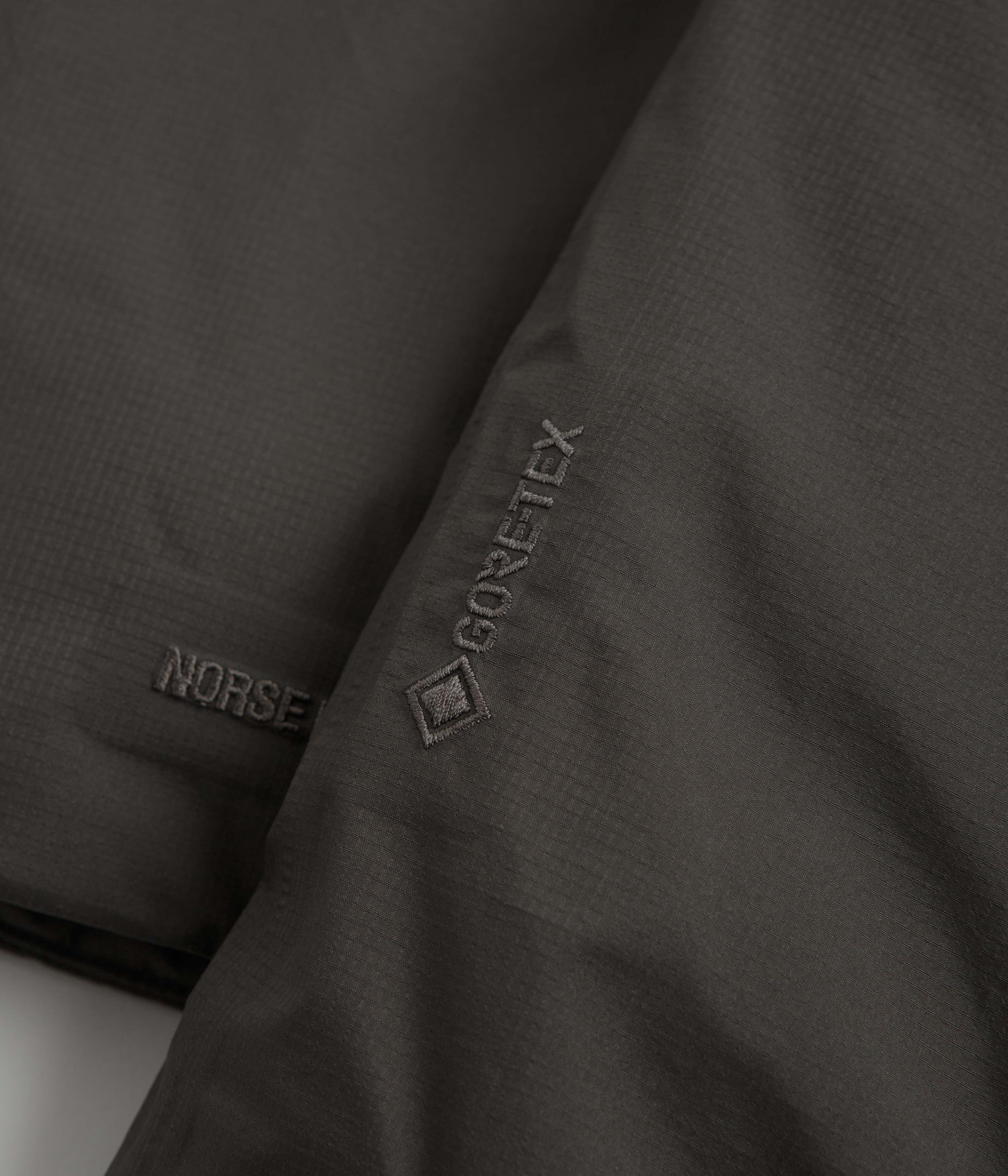 Norse Projects Fyn Gore-Tex Insulated Jacket - Olive Night