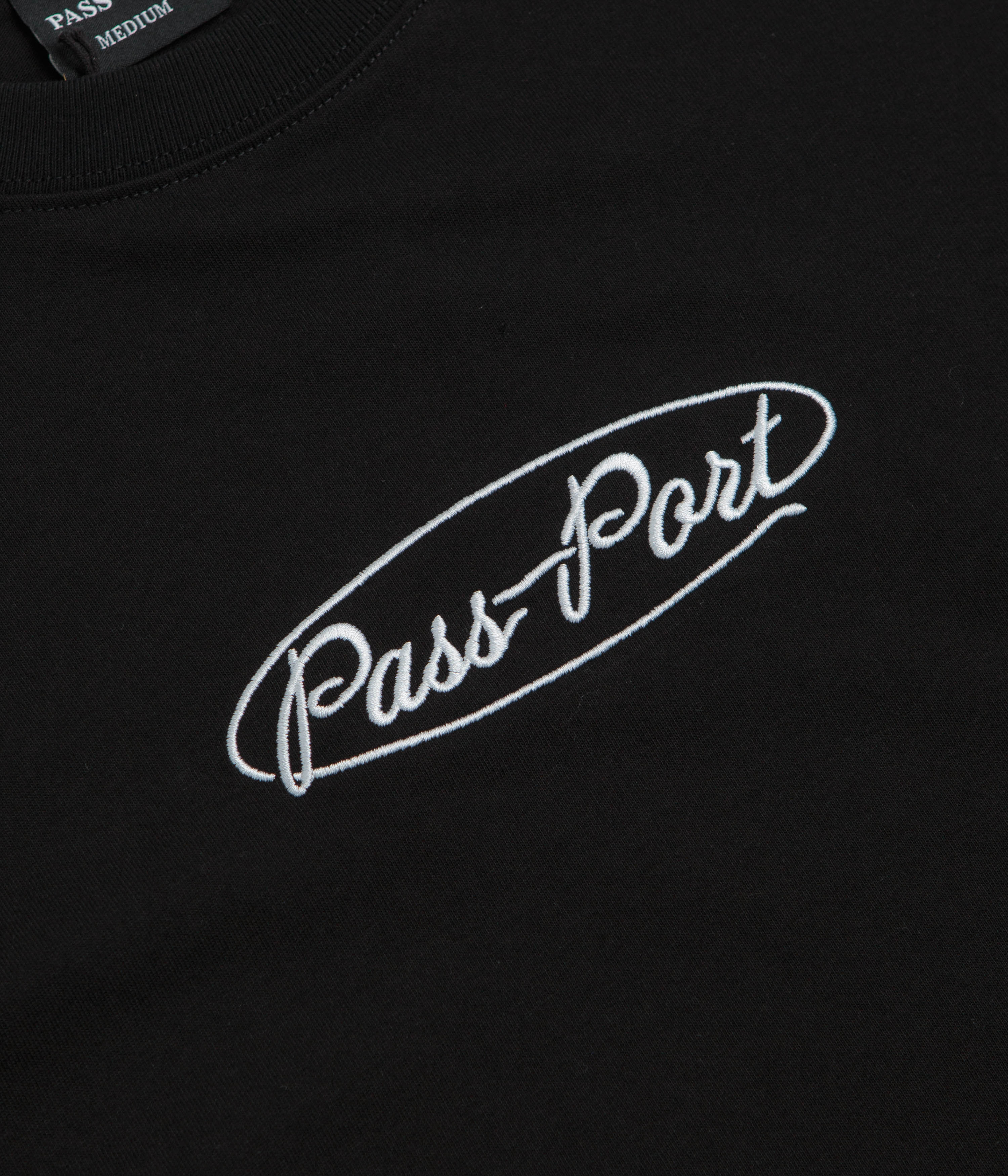 Pass Port Ovalit T-Shirt - Black
