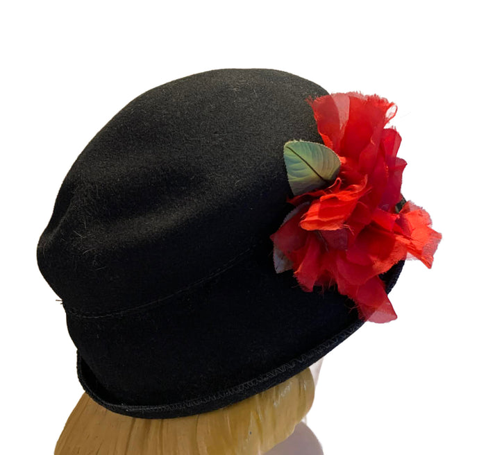 Red Poppy Trimmed Black Wool Hat circa 1940s