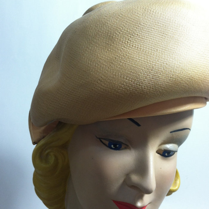 Sculpted Natural Sisal Mod Bubble Hat with Wrapped Petal circa 1960s