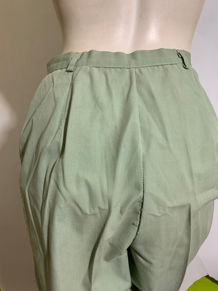 Sea Foam Green Cotton Capri Pants circa 1960s