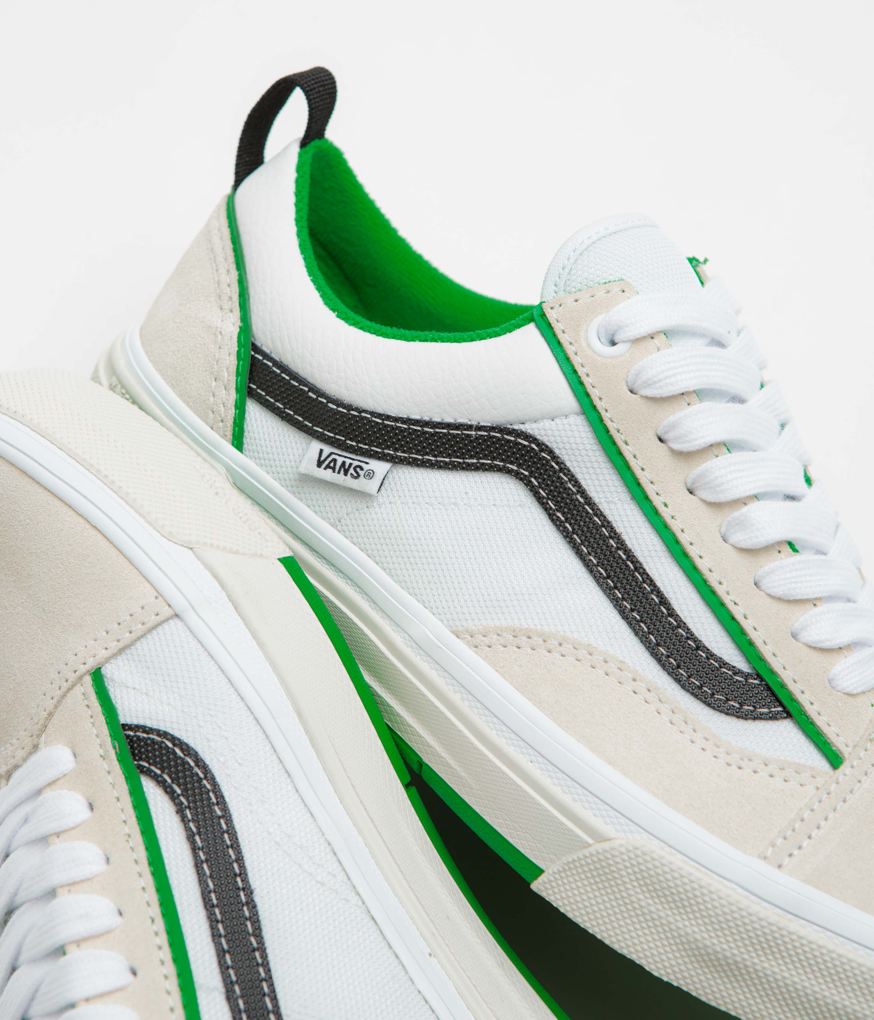 Vans Skate Old Skool Wafflecup Shoes - White / Green