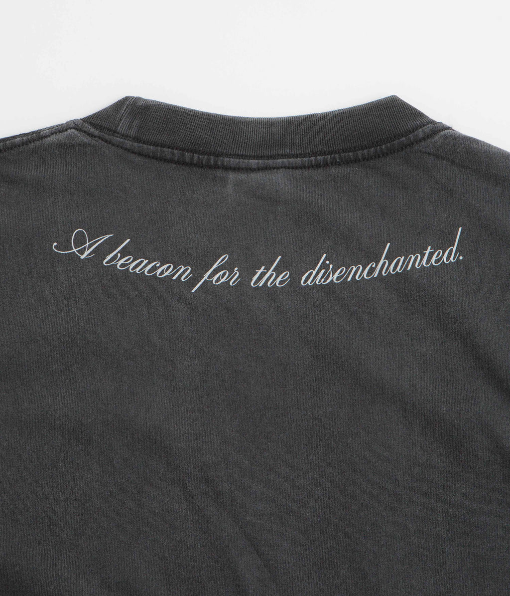 Welcome Chandelier T-Shirt - Vintage Black