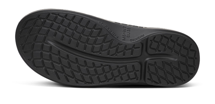 OOcloog Luxe Clog - Night Camo bottom view
